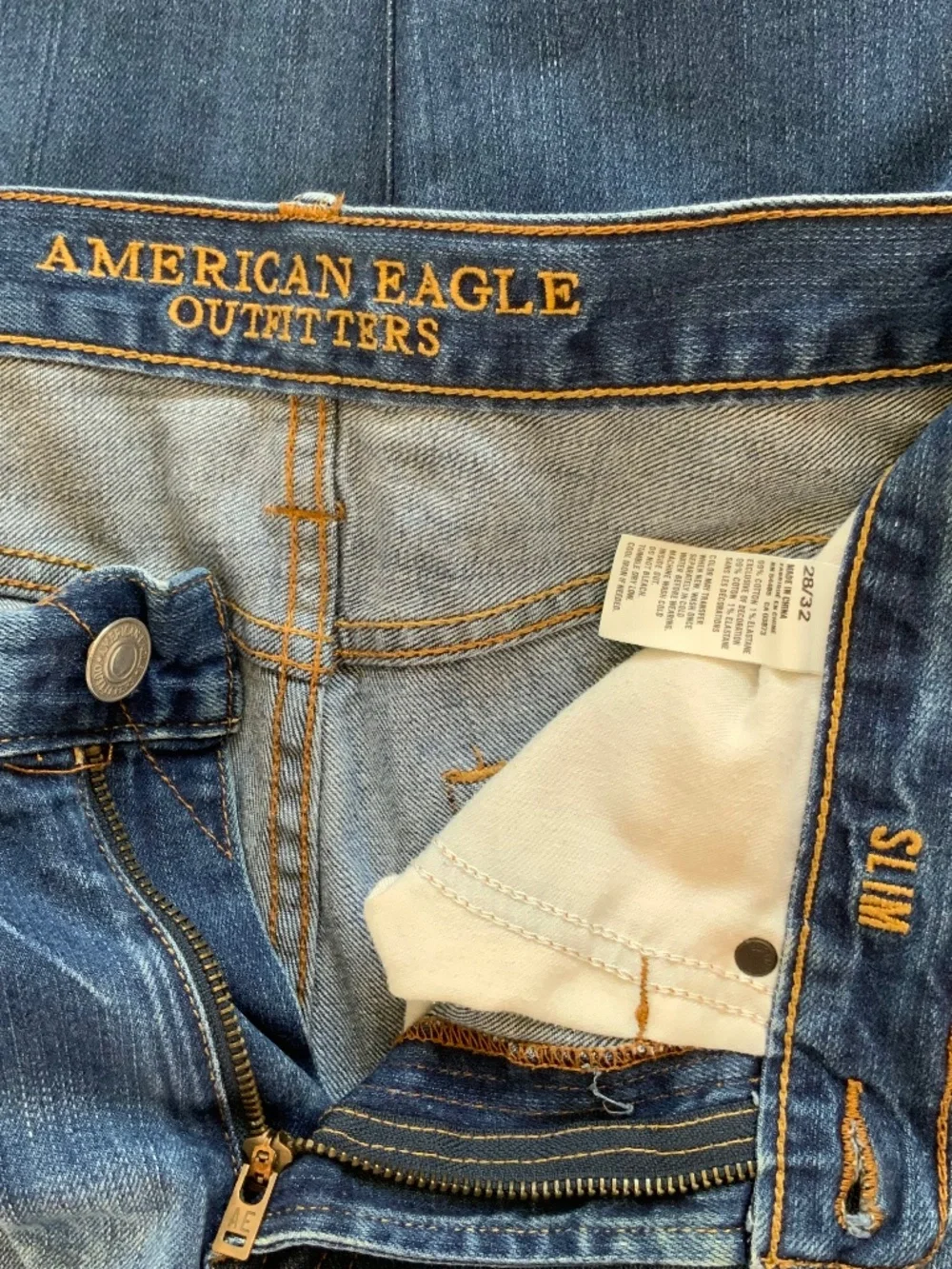 American Eagle Distressed Wash Slim Jeans